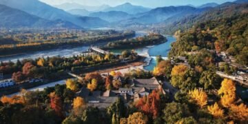 Dujiangyan is the only water conservancy project in the world that is still in use without a dam.