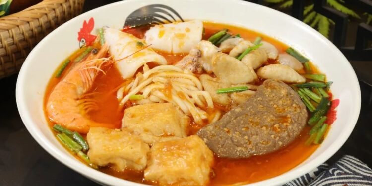 Xiamen Shacha Noodles: A bowl of Minnan flavor with Southeast Asian style